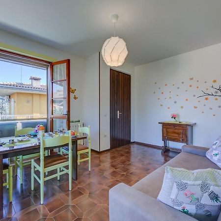 Villa Fiorita Apartments - Happy Rentals Sirmione Eksteriør billede