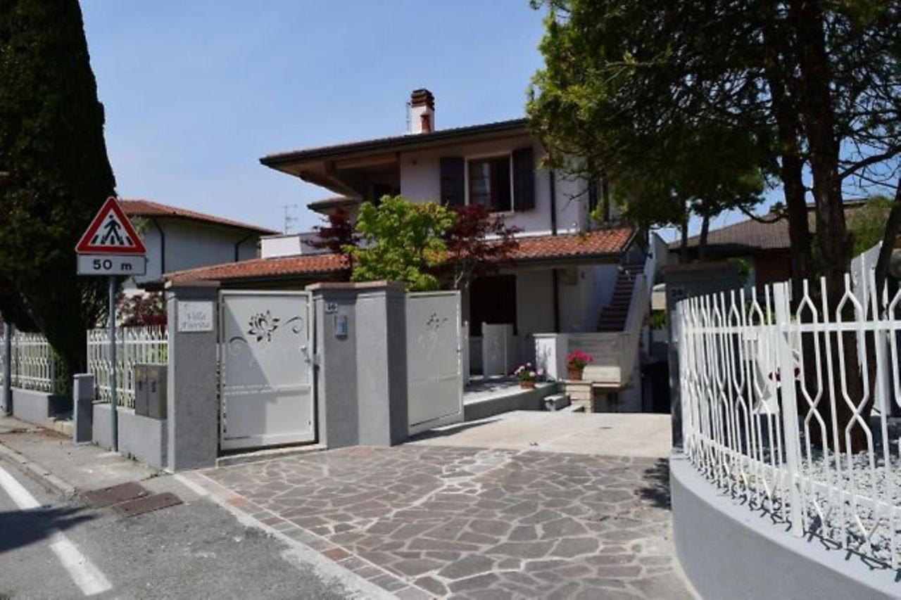 Villa Fiorita Apartments - Happy Rentals Sirmione Eksteriør billede