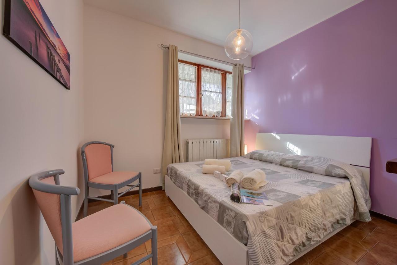 Villa Fiorita Apartments - Happy Rentals Sirmione Eksteriør billede